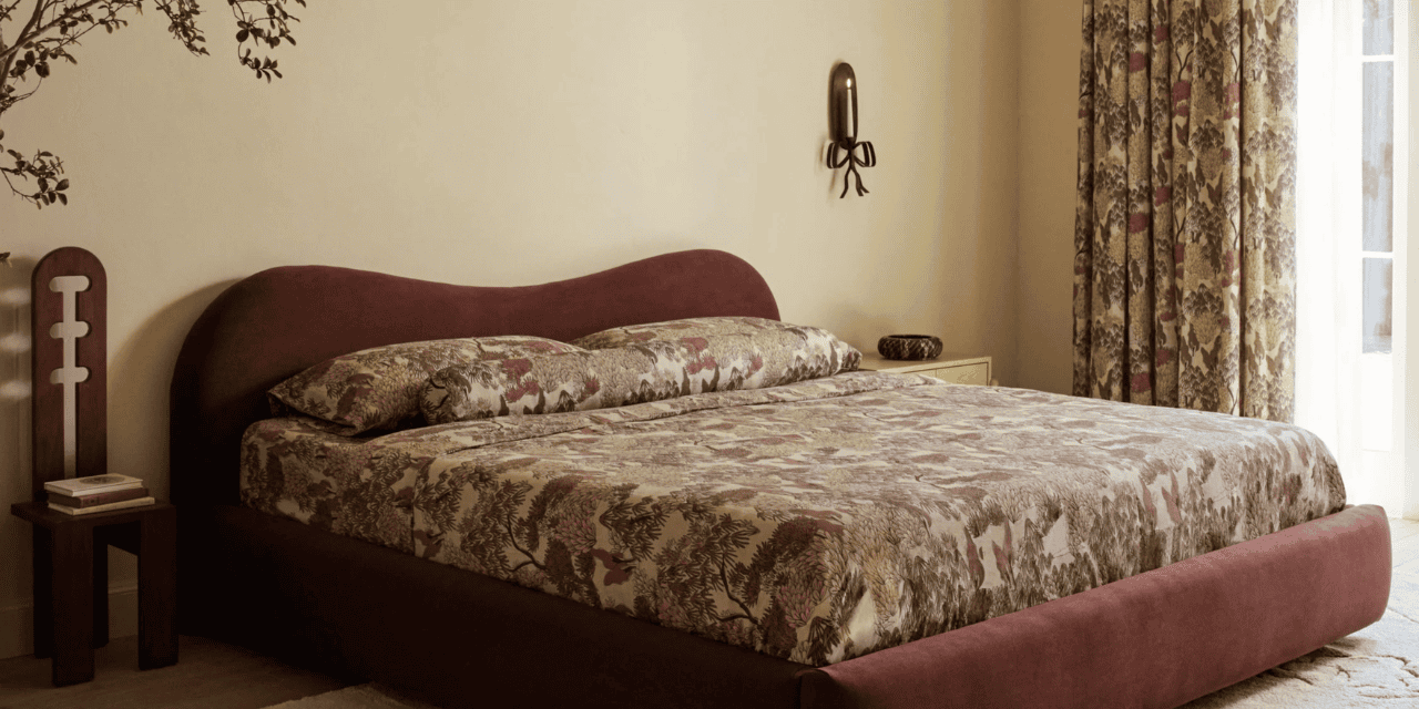 Tapestry Bedding Brings a Historic Look Into Modern Bedrooms Tapestry Bedding Brings a Historic Look Into Modern Bedrooms