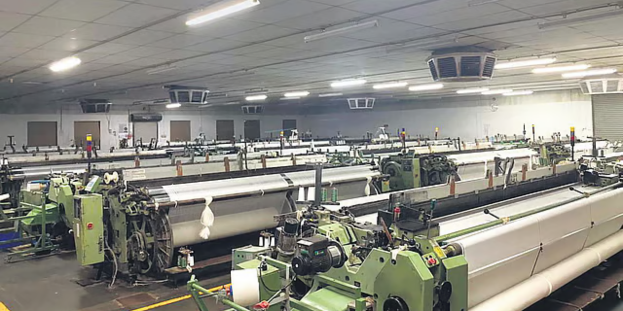 Gujarat Textile Industry Faces Diwali Shutdown Risk Gujarat Textile Industry Faces Diwali Shutdown Risk